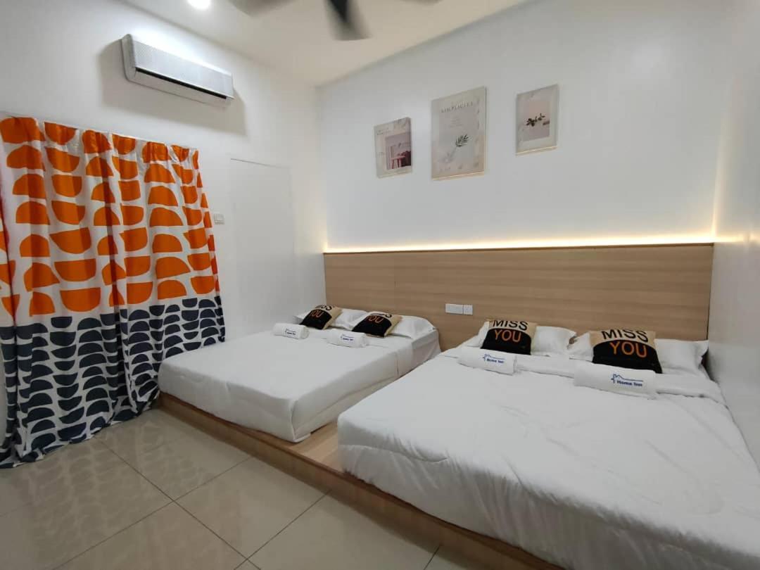 Setia Home Sitiawan Ktv 12+4 Pax Luaran gambar